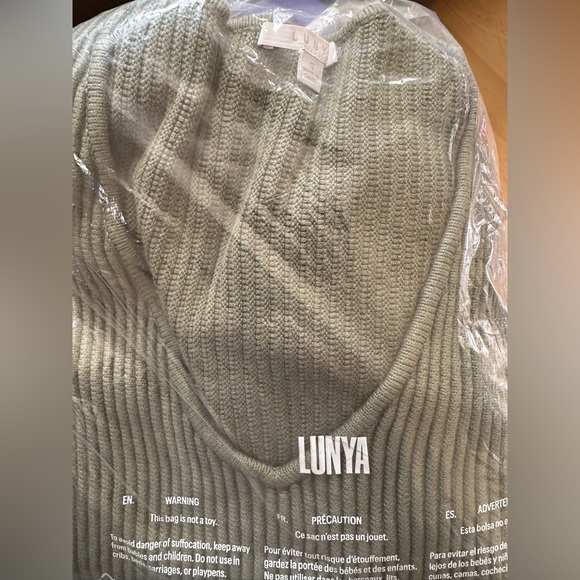 NWT Lunya Cozy cotton silk reversible pullover humble green sweater Small - Picture 4 of 4